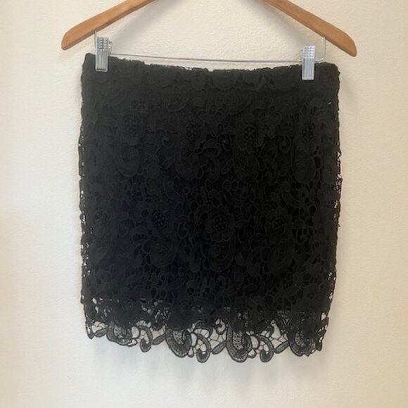 Black Lace Mini Skirt NWT Med Holiday Glam Fairy Dark Romantic Dark Feminine - Picture 2 of 4